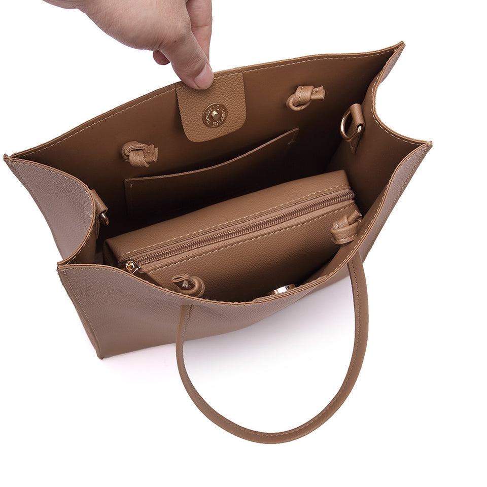 2-in-1 faux leather shopper bag in Brown