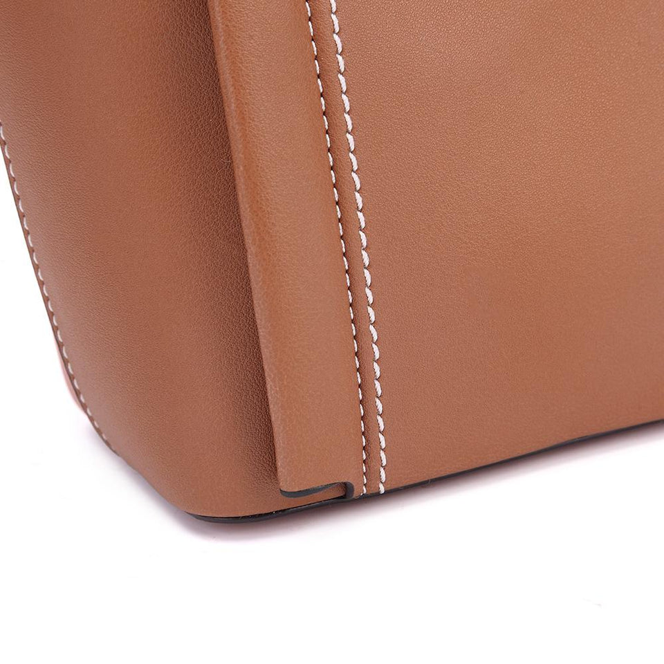 Studded topstitching faux leather 2-in-1 bag in Tan
