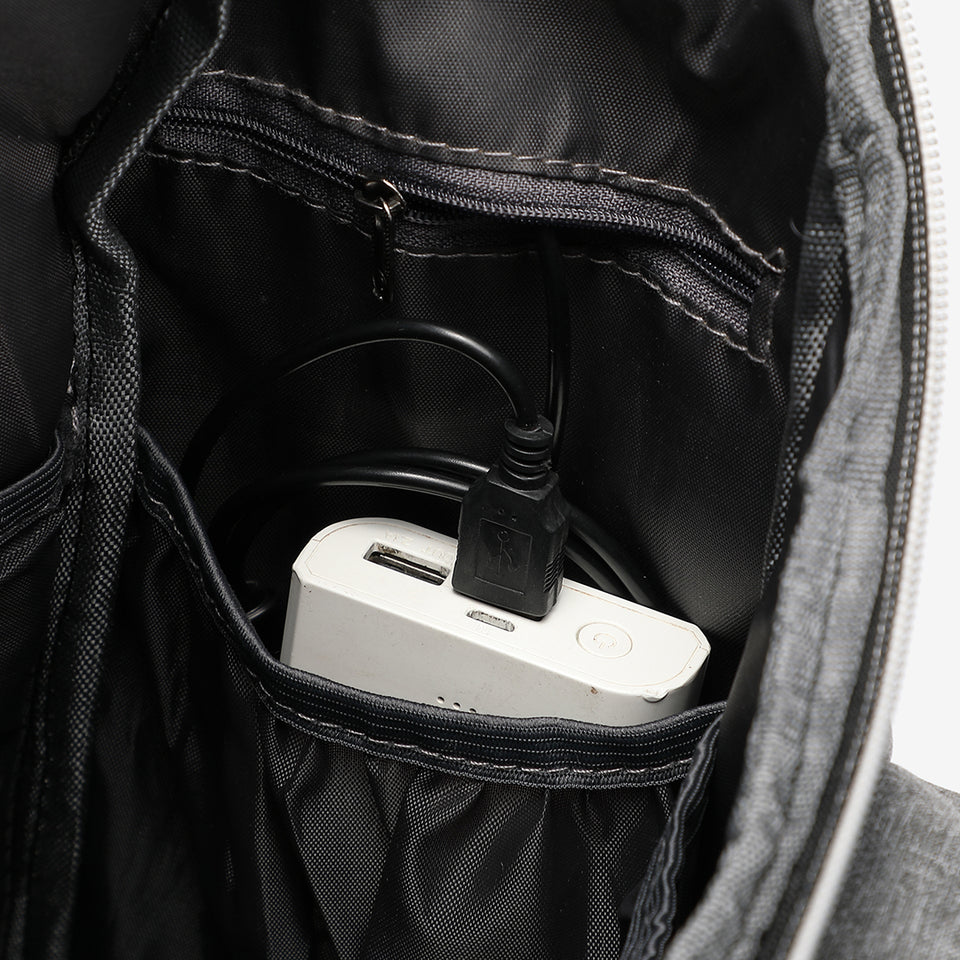 Functional nylon backpack in pink
