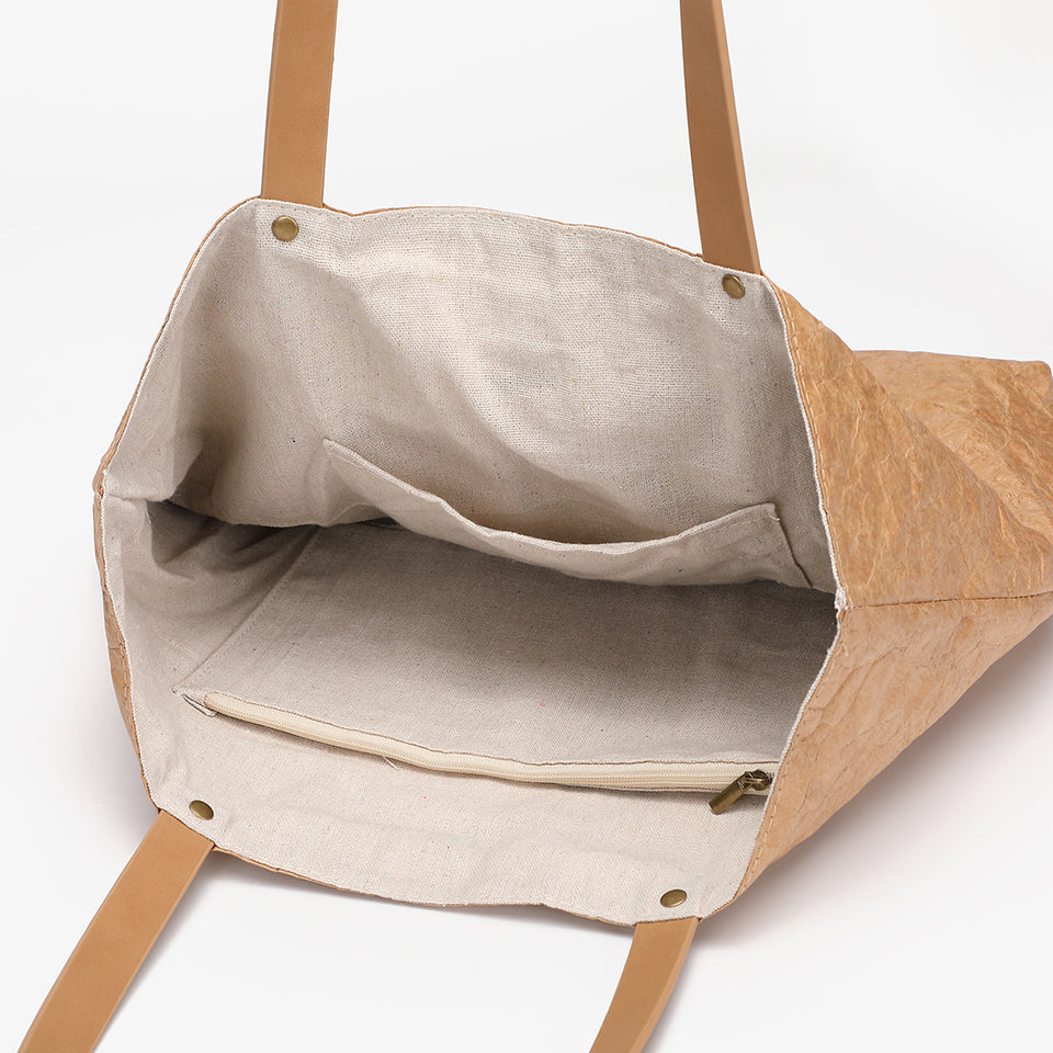 Creased PU leather shopper bag in blue